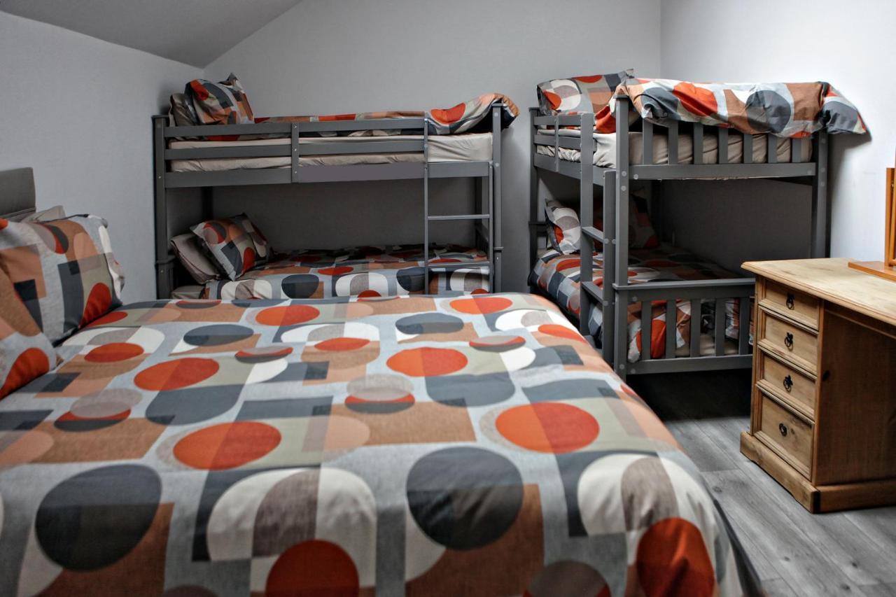 Aunt Rachel'S Barn Hostel บุชมิลส์ ภายนอก รูปภาพ